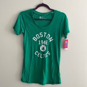Boston Celtics NBA Officially Licensed Green T-Shirt Size Small